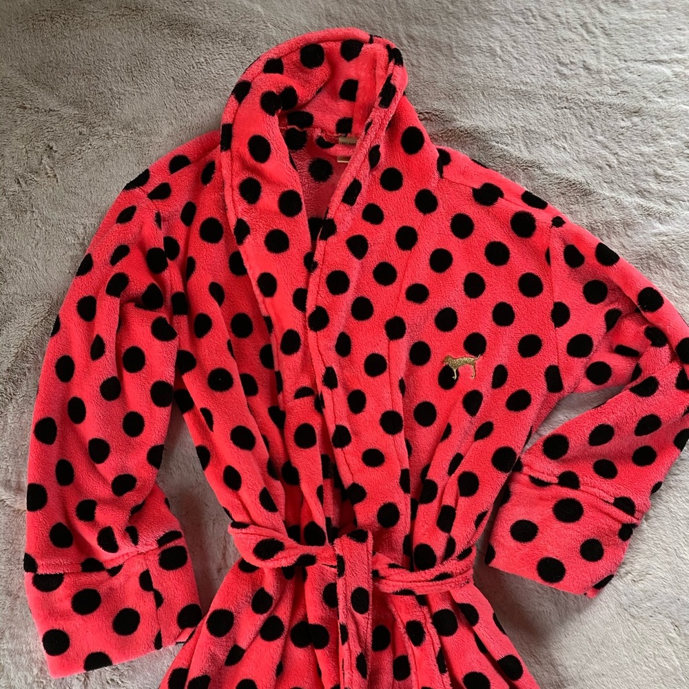 VS Pink Bathrobe